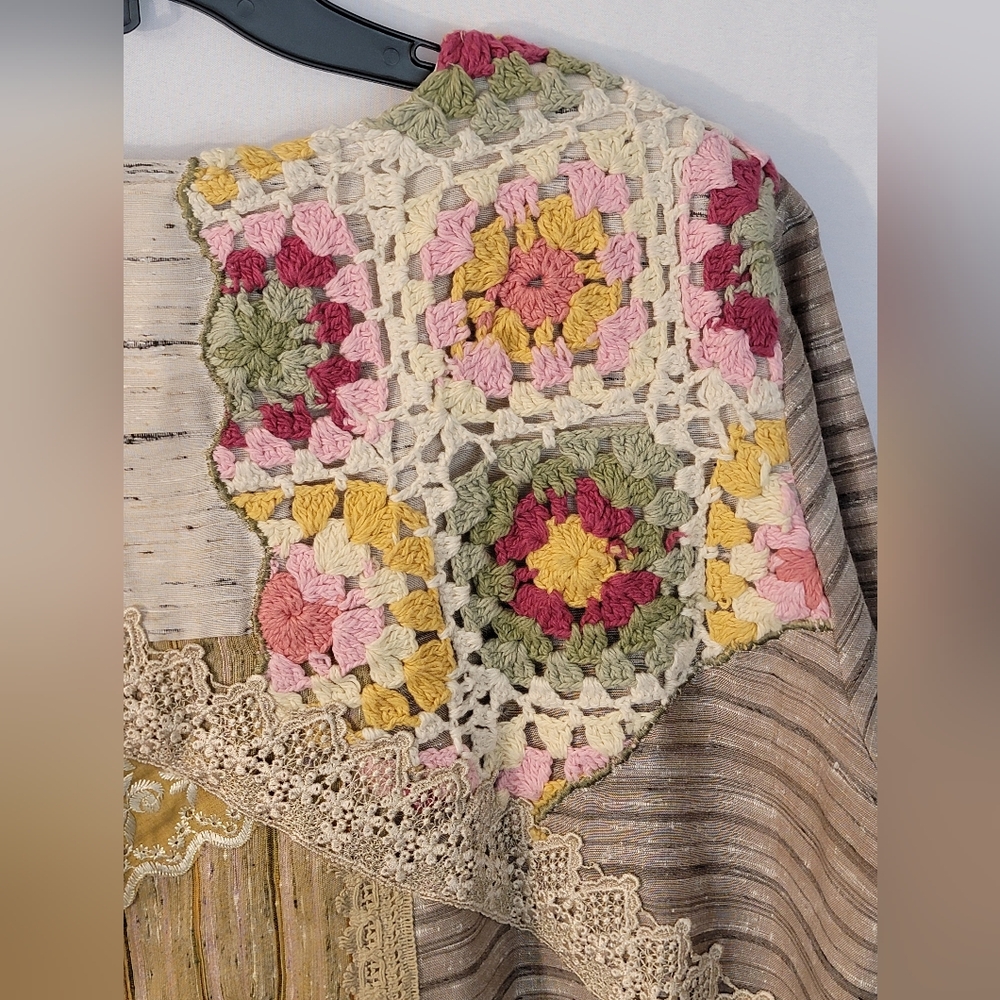 Maggie Barnes Crochet/Lace Blazer Size 1X - Picture 9 of 15